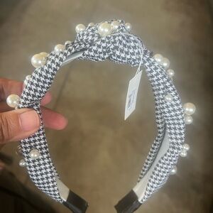 New in bag set of 4 hair bands